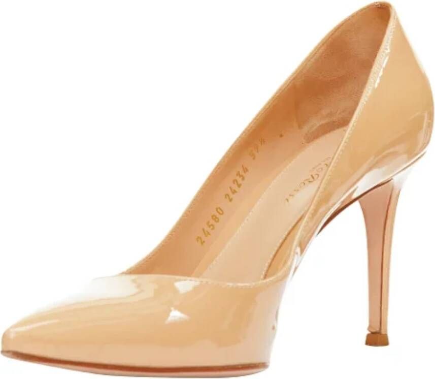 Gianvito Rossi Pre-owned Leather heels Beige Dames