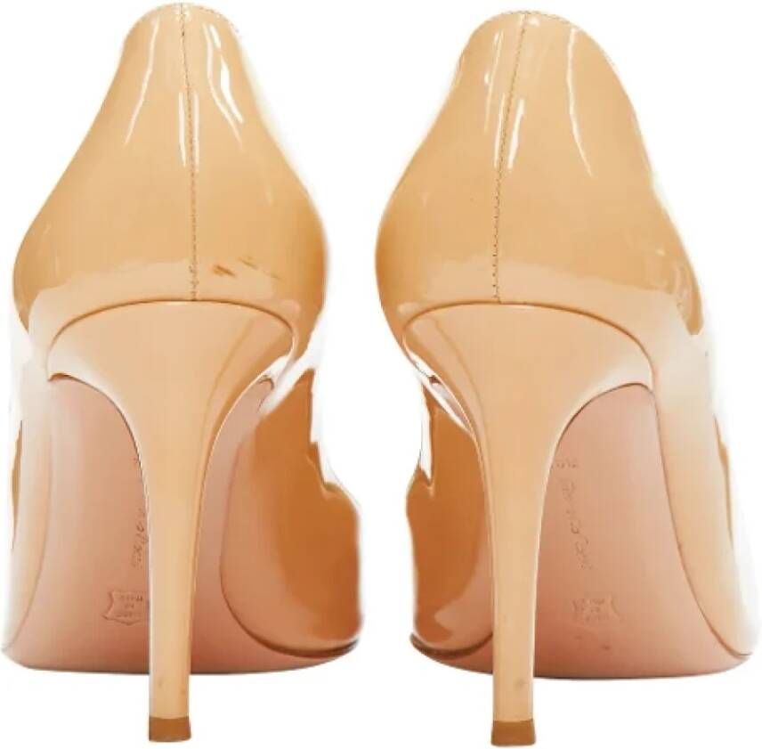 Gianvito Rossi Pre-owned Leather heels Beige Dames