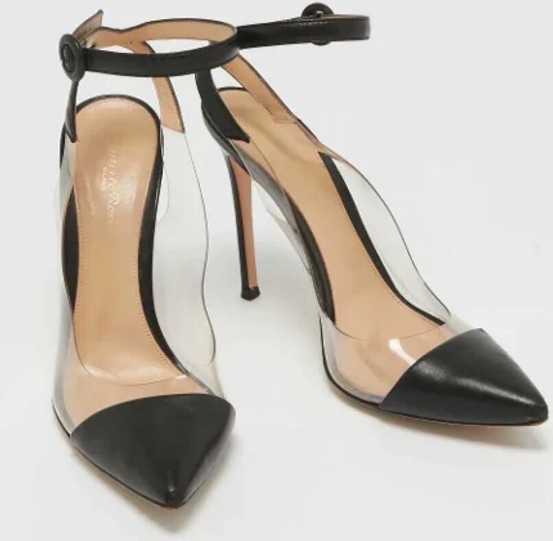 Gianvito Rossi Pre-owned Leather heels Black Dames