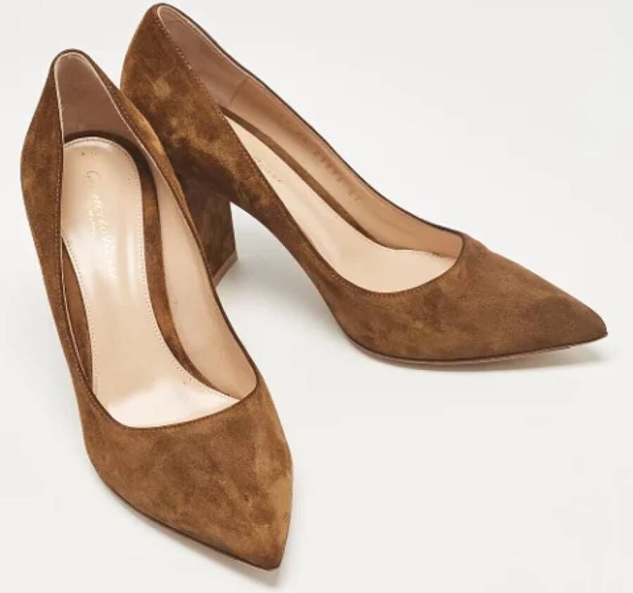 Gianvito Rossi Pre-owned Leather heels Brown Dames