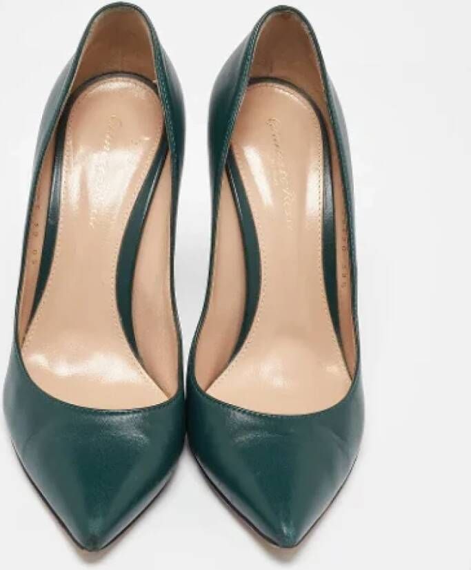 Gianvito Rossi Pre-owned Leather heels Green Dames