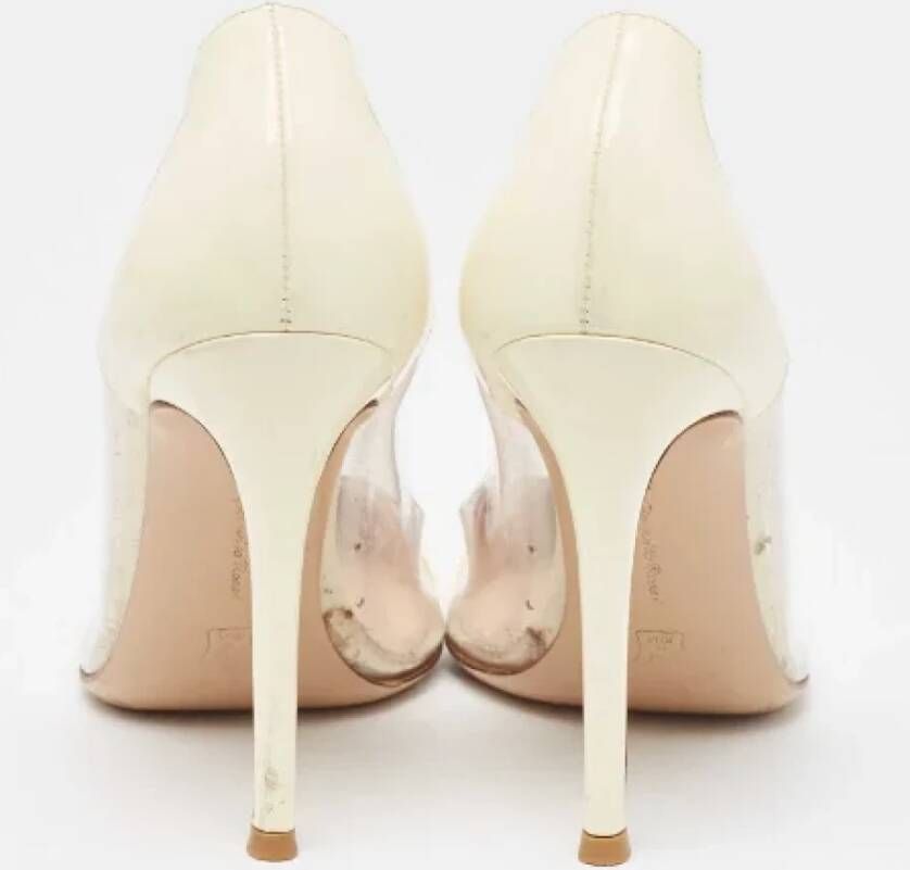 Gianvito Rossi Pre-owned Leather heels White Dames