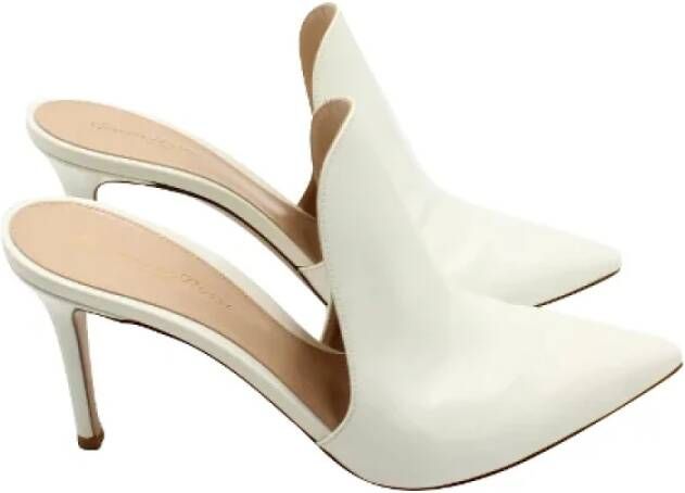 Gianvito Rossi Pre-owned Leather heels White Dames