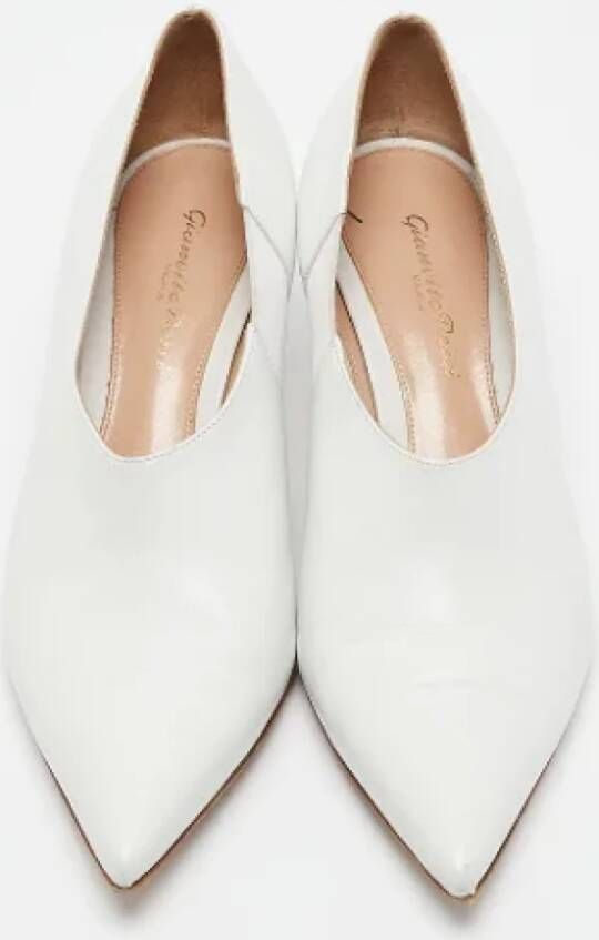 Gianvito Rossi Pre-owned Leather heels White Dames