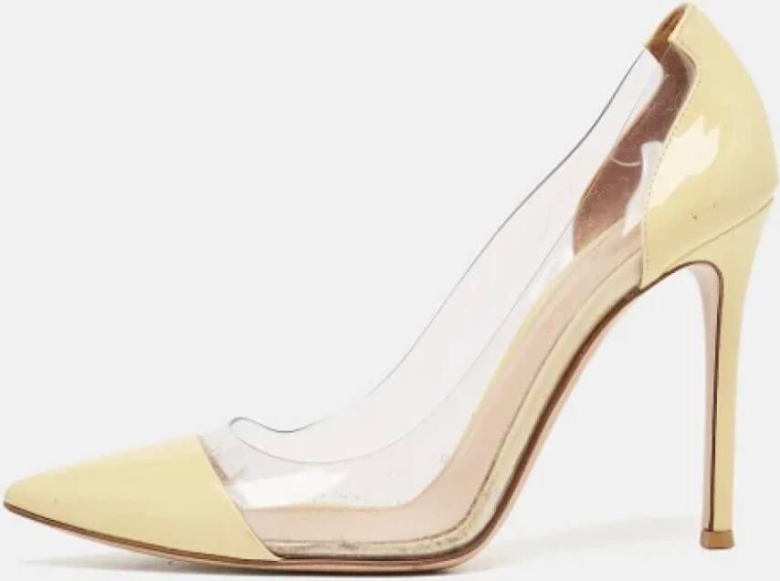 Gianvito Rossi Pre-owned Leather heels Yellow Dames