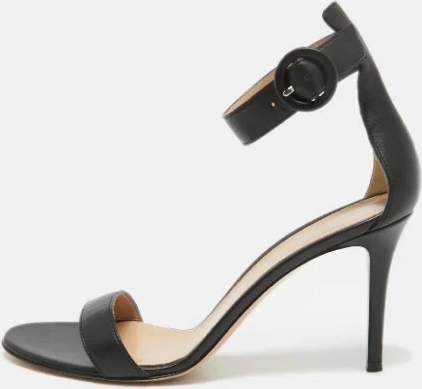 Gianvito Rossi Pre-owned Leather sandals Black Dames