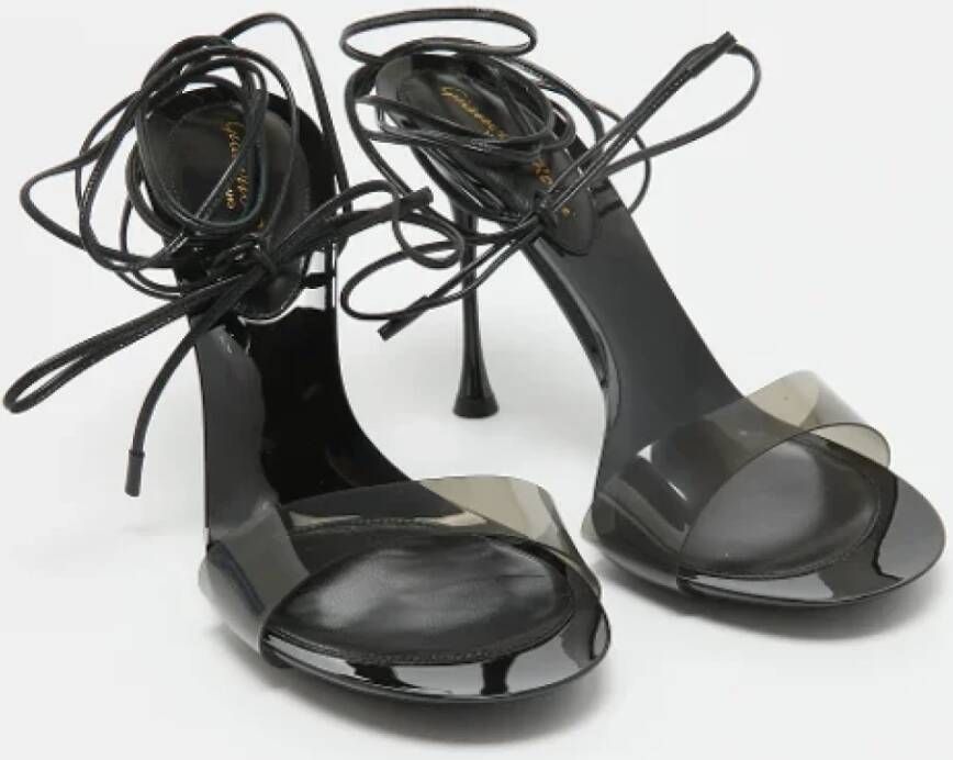 Gianvito Rossi Pre-owned Leather sandals Black Dames