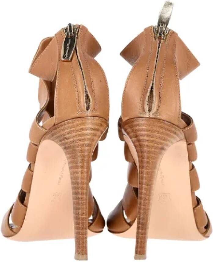 Gianvito Rossi Pre-owned Leather sandals Brown Dames