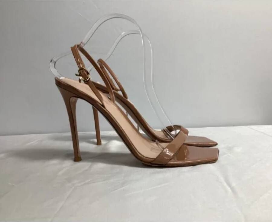 Gianvito Rossi Pre-owned Leather sandals Brown Dames