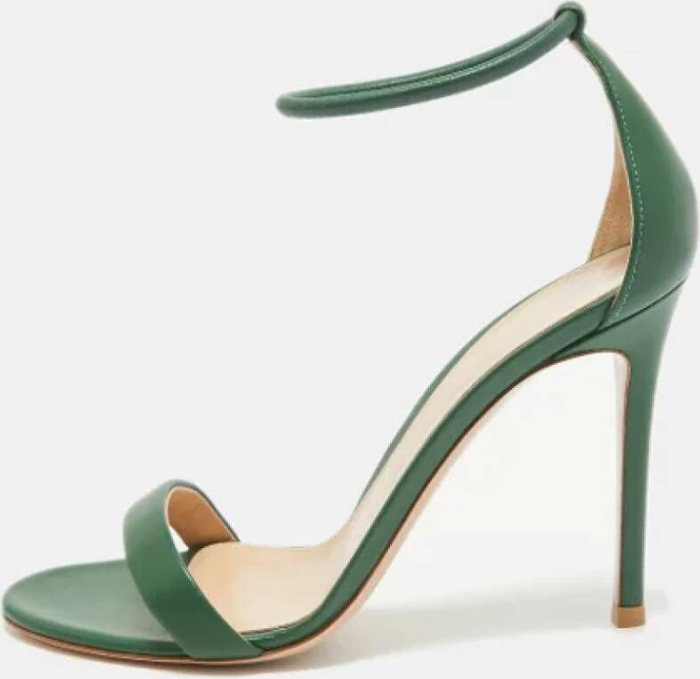 Gianvito Rossi Pre-owned Leather sandals Green Dames