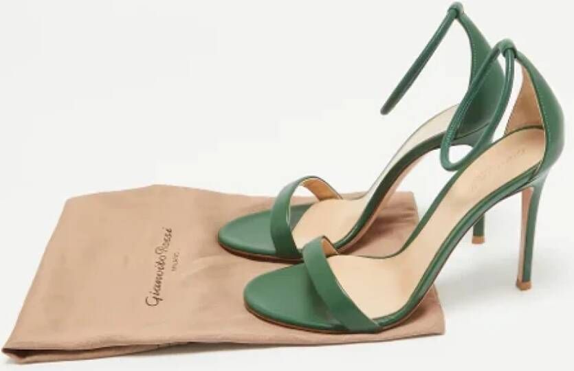 Gianvito Rossi Pre-owned Leather sandals Green Dames