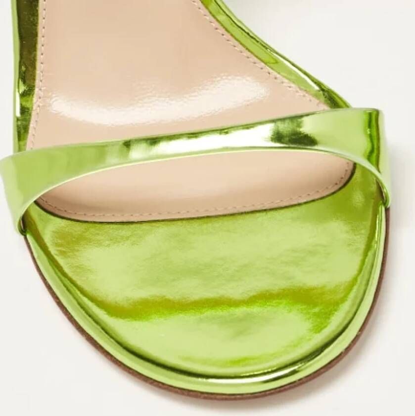 Gianvito Rossi Pre-owned Leather sandals Green Dames