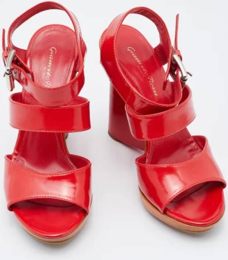 Gianvito Rossi Pre-owned Leather sandals Red Dames