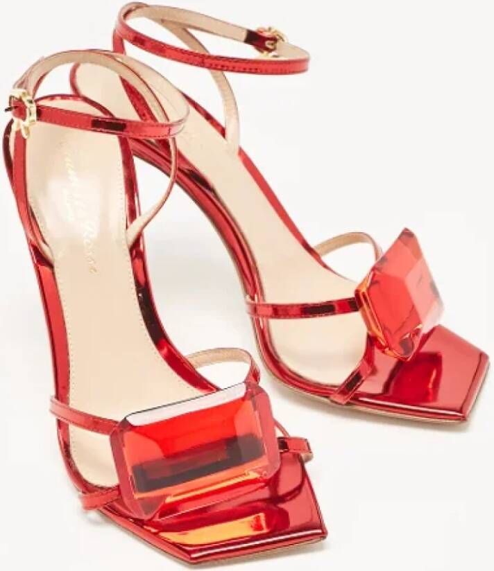 Gianvito Rossi Pre-owned Leather sandals Red Dames