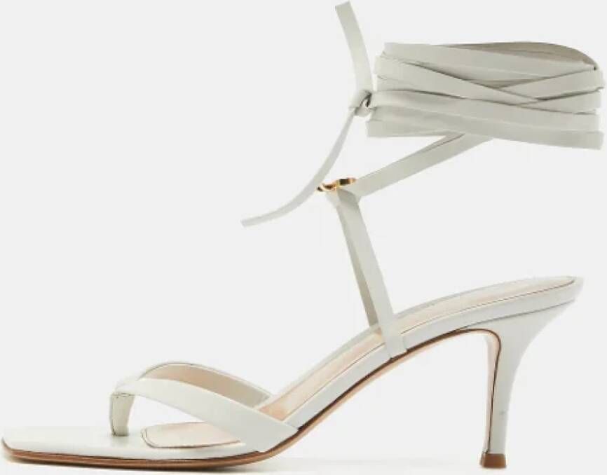 Gianvito Rossi Pre-owned Leather sandals White Dames