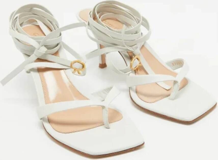 Gianvito Rossi Pre-owned Leather sandals White Dames