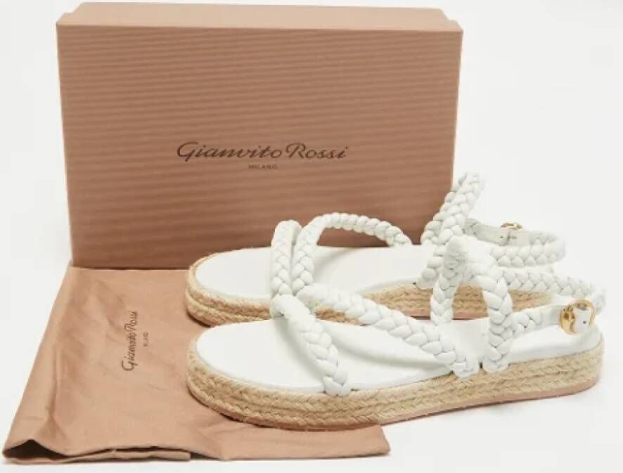 Gianvito Rossi Pre-owned Leather sandals White Dames