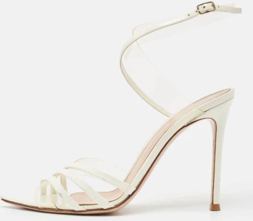 Gianvito Rossi Pre-owned Leather sandals White Dames