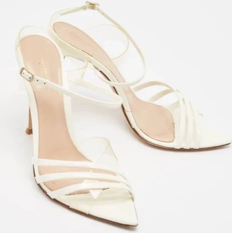 Gianvito Rossi Pre-owned Leather sandals White Dames