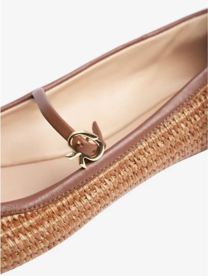 Gianvito Rossi Pre-owned Raffia flats Beige Dames