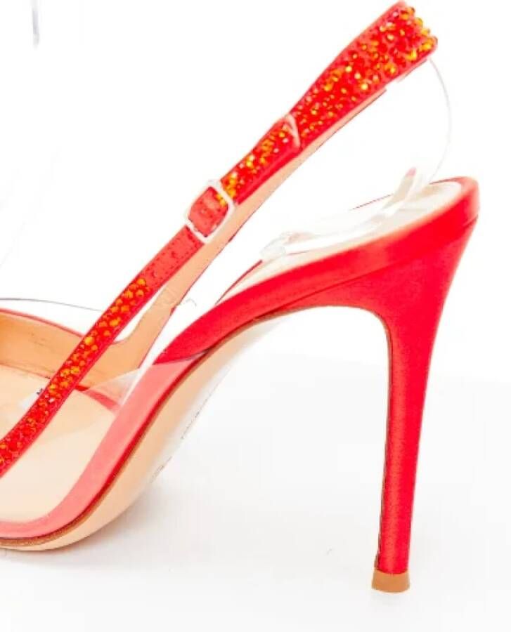 Gianvito Rossi Pre-owned Satin heels Red Dames