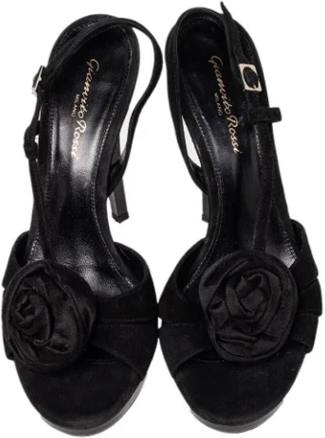 Gianvito Rossi Pre-owned Satin sandals Black Dames