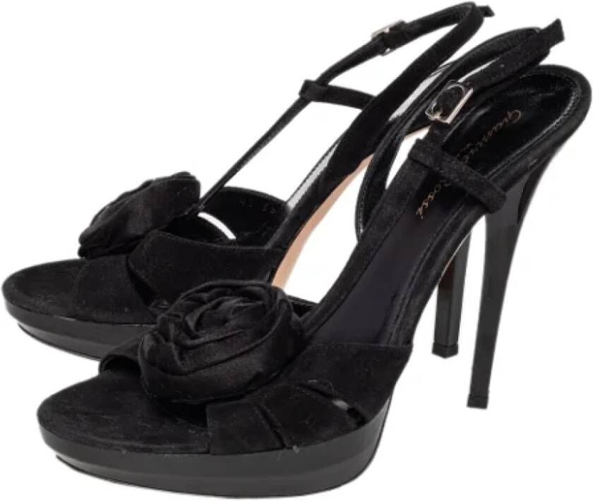 Gianvito Rossi Pre-owned Satin sandals Black Dames