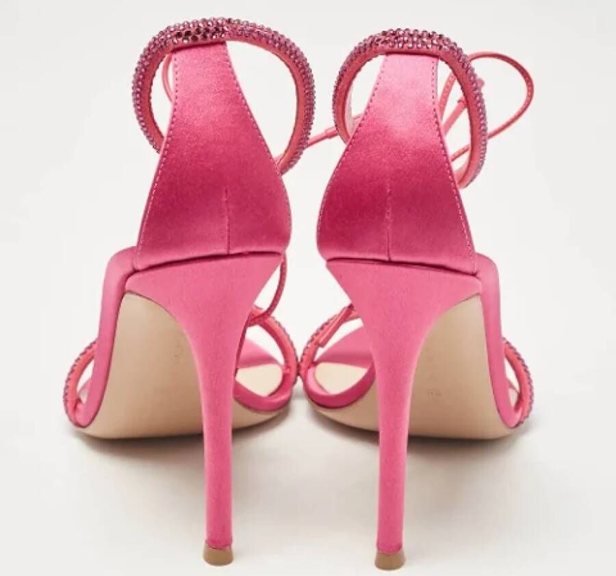 Gianvito Rossi Pre-owned Satin sandals Pink Dames