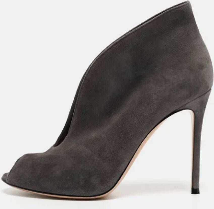 Gianvito Rossi Pre-owned Suede boots Gray Dames