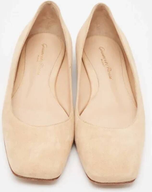 Gianvito Rossi Pre-owned Suede flats Beige Dames