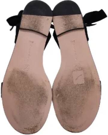 Gianvito Rossi Pre-owned Suede flats Black Dames