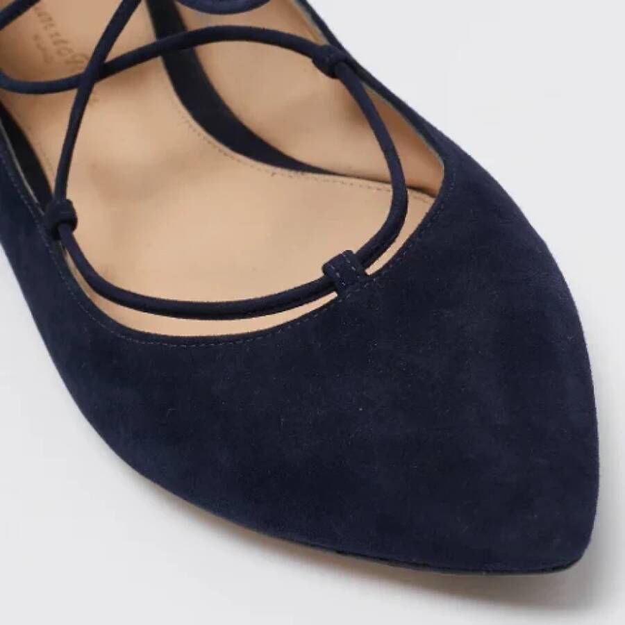 Gianvito Rossi Pre-owned Suede flats Blue Dames