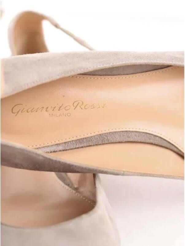 Gianvito Rossi Pre-owned Suede flats Gray Dames