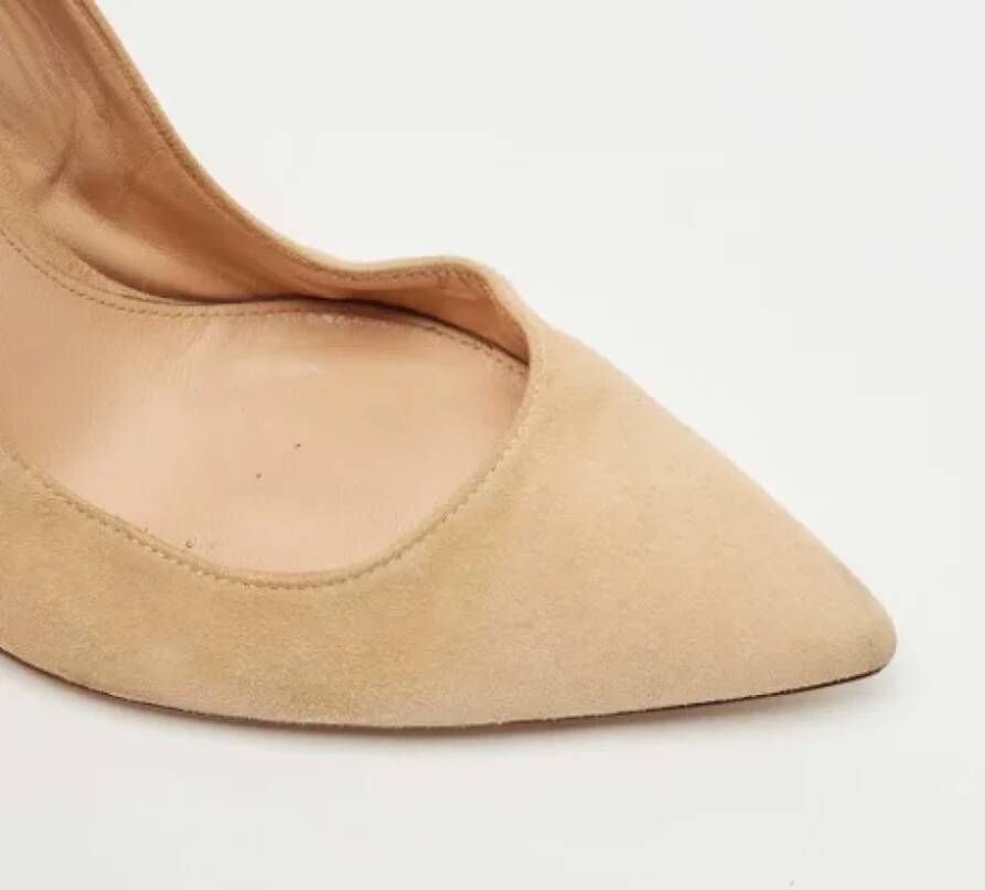 Gianvito Rossi Pre-owned Suede heels Beige Dames