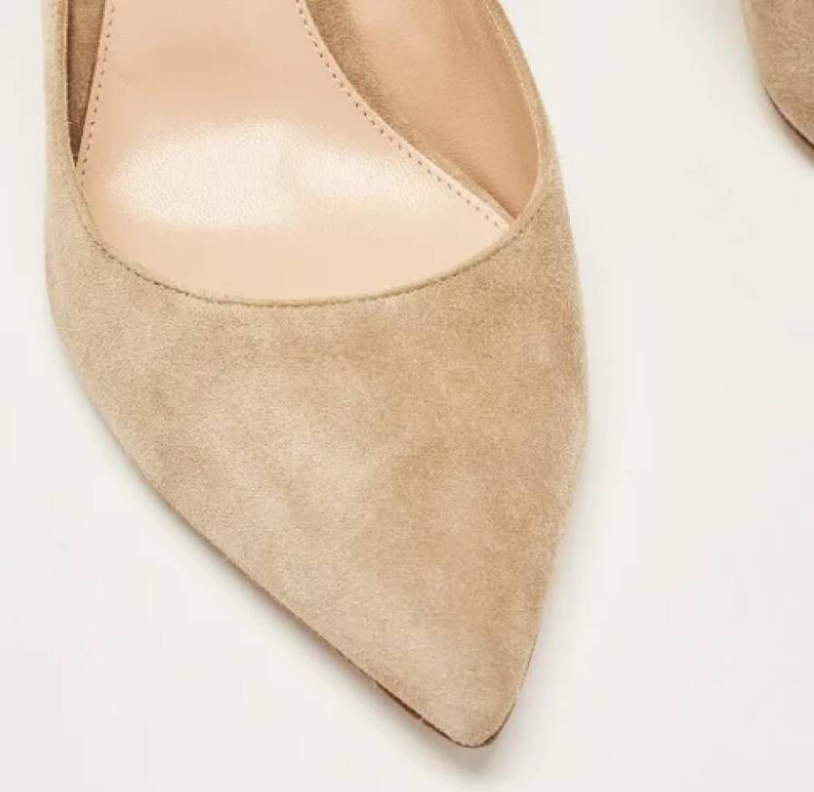 Gianvito Rossi Pre-owned Suede heels Beige Dames