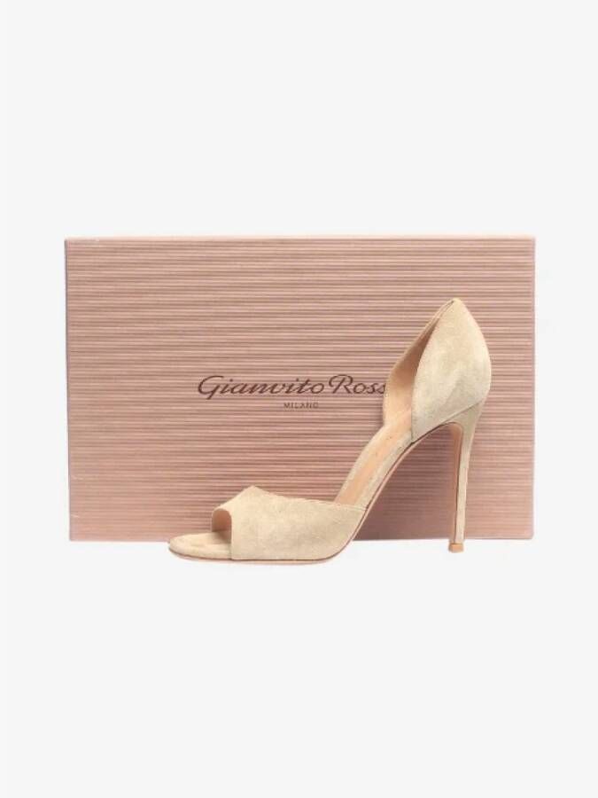 Gianvito Rossi Pre-owned Suede heels Beige Dames