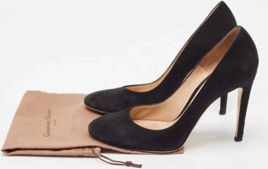 Gianvito Rossi Pre-owned Suede heels Black Dames