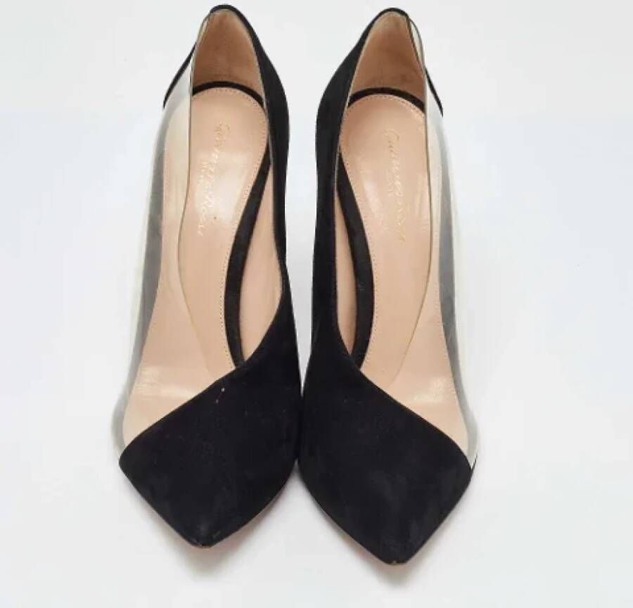 Gianvito Rossi Pre-owned Suede heels Black Dames