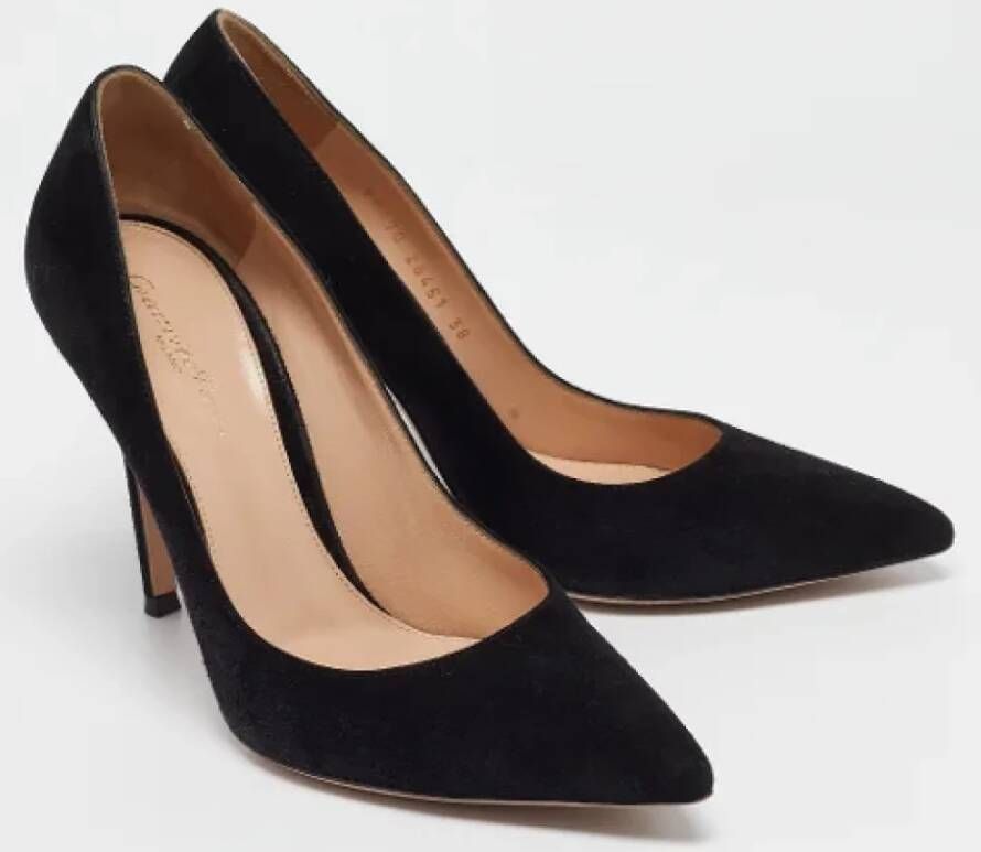 Gianvito Rossi Pre-owned Suede heels Black Dames