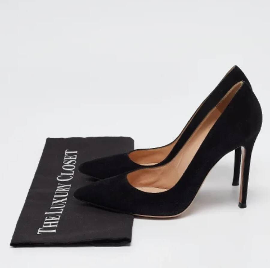 Gianvito Rossi Pre-owned Suede heels Black Dames