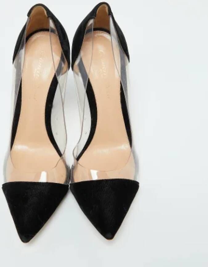 Gianvito Rossi Pre-owned Suede heels Black Dames