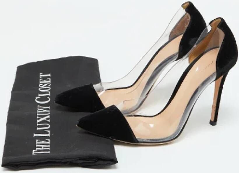 Gianvito Rossi Pre-owned Suede heels Black Dames