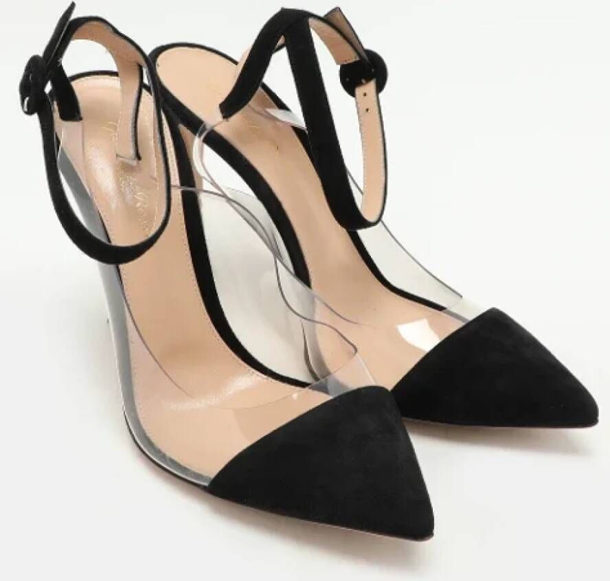 Gianvito Rossi Pre-owned Suede heels Black Dames