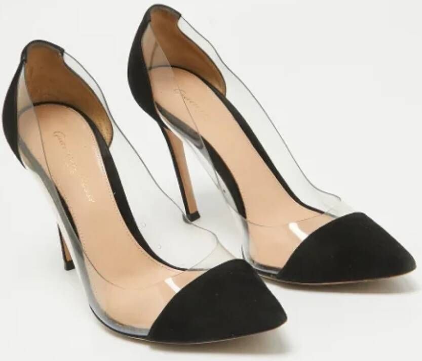 Gianvito Rossi Pre-owned Suede heels Black Dames