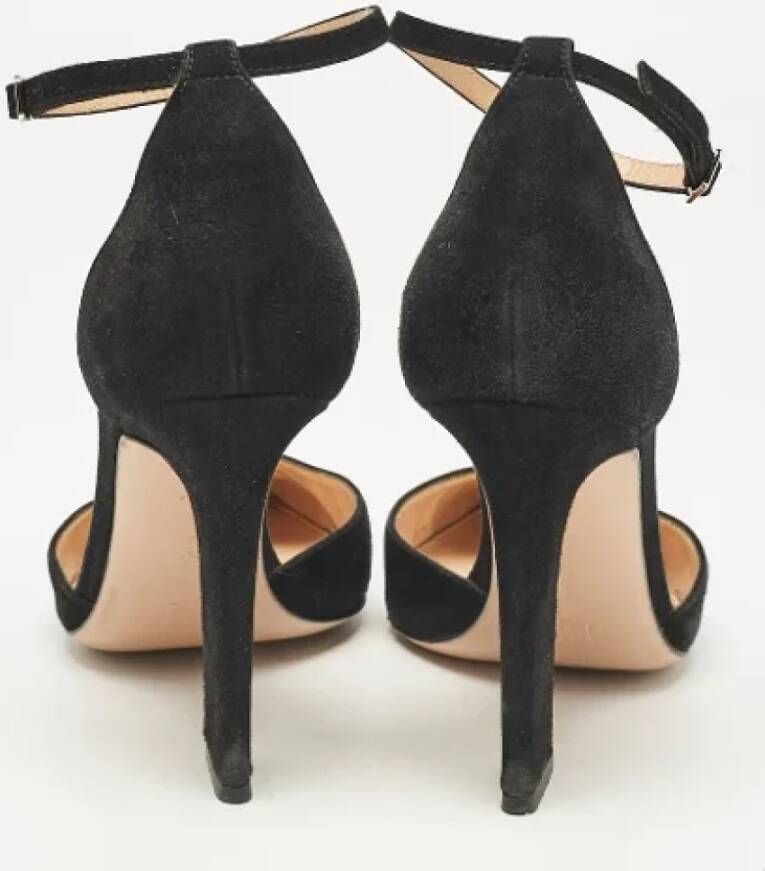 Gianvito Rossi Pre-owned Suede heels Black Dames