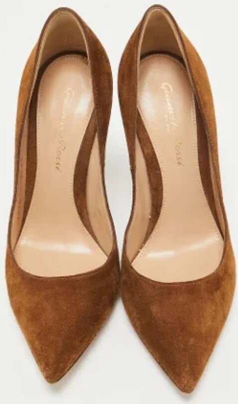 Gianvito Rossi Pre-owned Suede heels Brown Dames