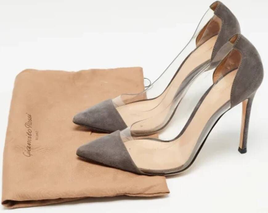 Gianvito Rossi Pre-owned Suede heels Gray Dames