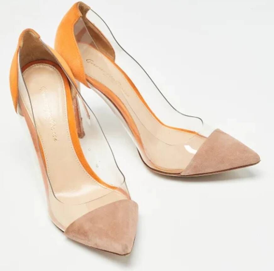 Gianvito Rossi Pre-owned Suede heels Orange Dames