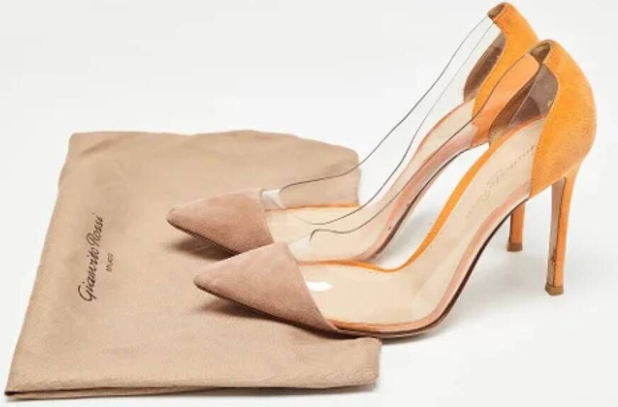 Gianvito Rossi Pre-owned Suede heels Orange Dames