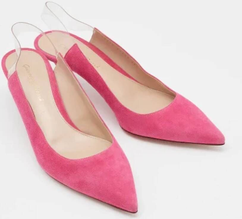 Gianvito Rossi Pre-owned Suede heels Pink Dames